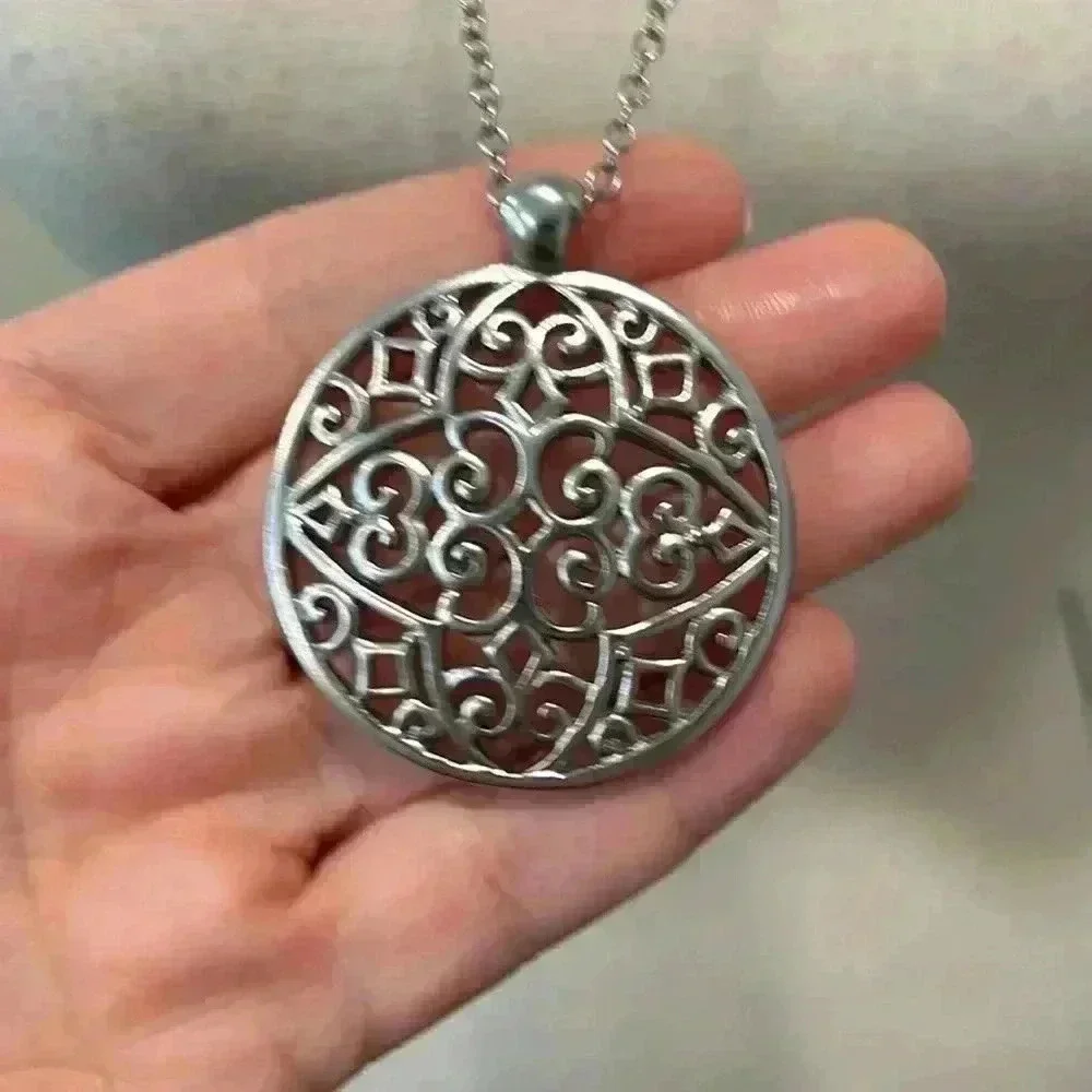 American Eagle necklace